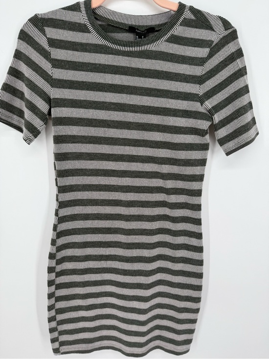 Forever 21 Tops - Forever‎ 21 Women's Green Gray Striped Short Sleeve Mini Bodycon Dress Medium